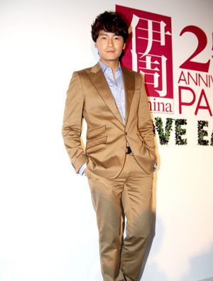 鄭元暢高以翔西裝閃耀 Linda弦子裴培譚維維時尚鞋服比拼性感