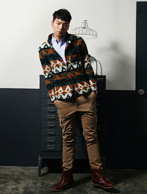 2012ﶬЬc(din)څ(sh)