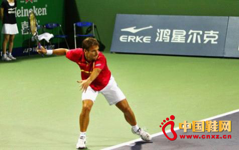 簽約球星屢獲佳績 探尋鴻星爾克品牌伯樂相馬之道