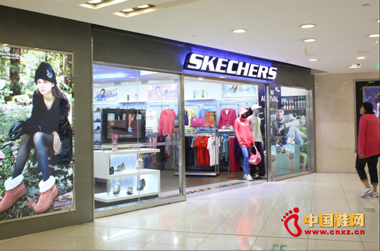 Skechers U.S.A.在五大鞋企中股票表現不理想