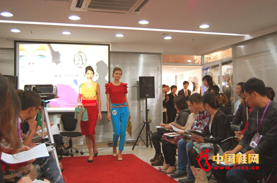 廣州雅迪女鞋2012春季演示會隆重召開