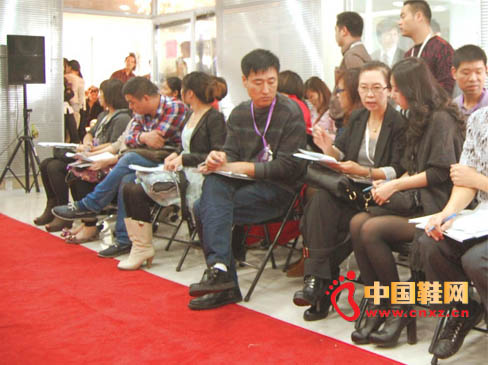 廣州雅迪女鞋2012“絢•葩”春季演示會圓滿落幕