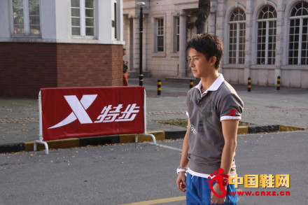 鞋企特步攜手韓庚蔡依林拍攝新季廣告