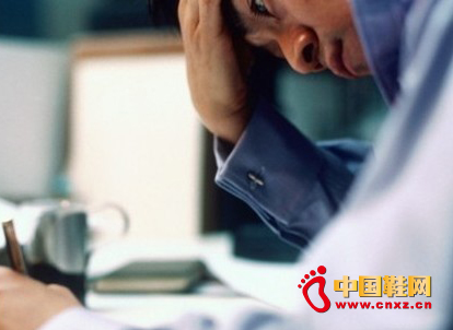 追蹤中國(guó)制鞋業(yè)的偽“帕金森定律”