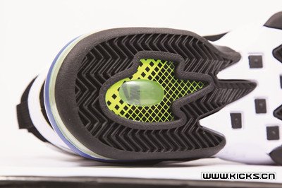 NIKE AIR MAX2 UPTEMPO 鞋底方形顆粒