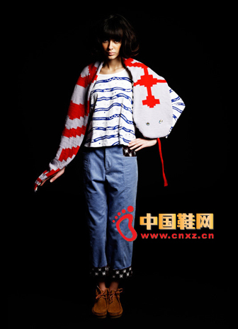 充滿藝術風格的服飾