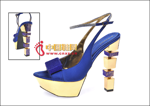 臉?biāo){色高跟涼鞋