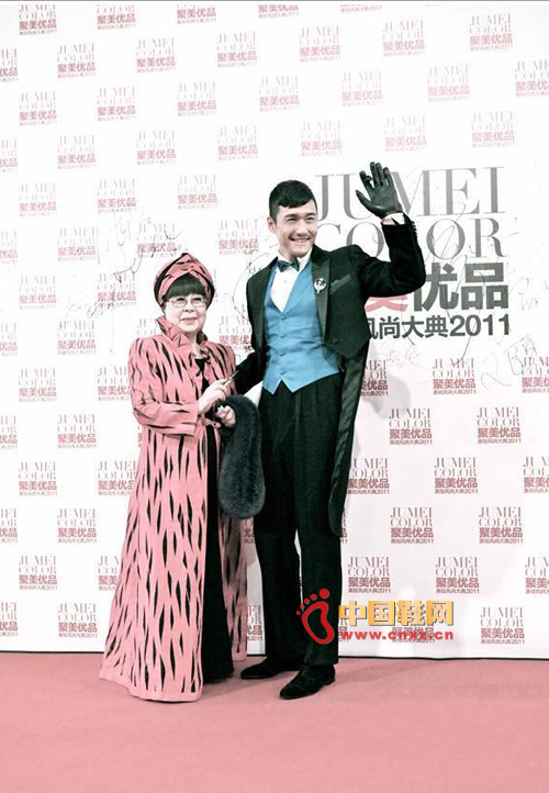 ʢbϯrrʢ βBerlutiЬչʚ|