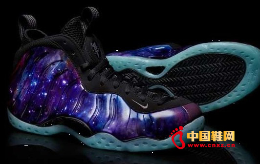 耐克Foamposite Galaxy運動鞋