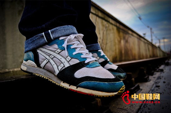 ЬƷAsics(lin)OӋƳЬ