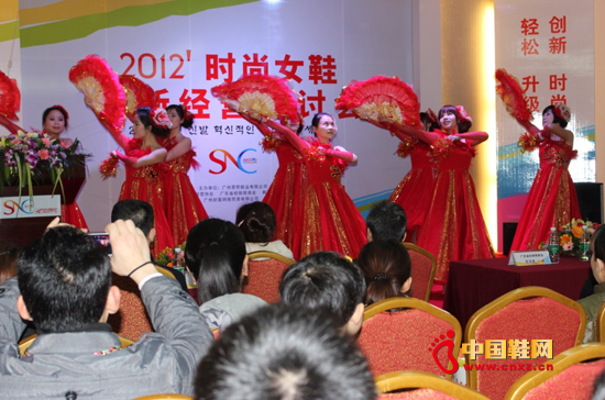 精彩的表演節(jié)目