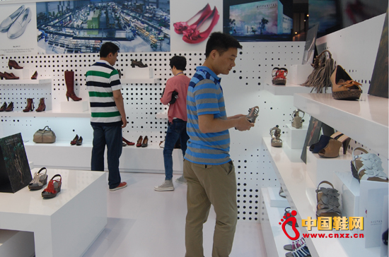 HISPANITASM܊ЇŮЬ߶Ј3