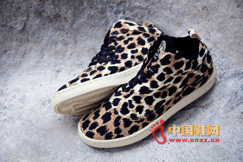 豹紋鞋款