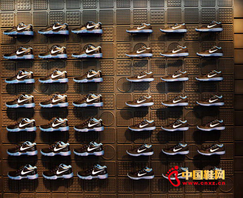 Nike Lunar TR1+(男子訓練鞋)和Nike Lunar HyperWorkout+(女子訓練鞋)