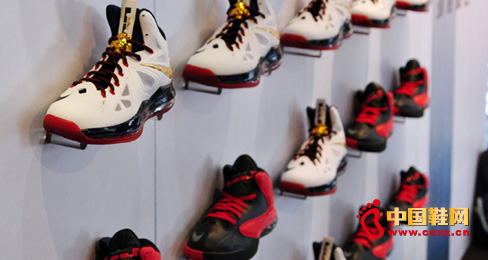 體育品牌業(yè)績(jī)下滑 行業(yè)瞄準(zhǔn)去庫(kù)存