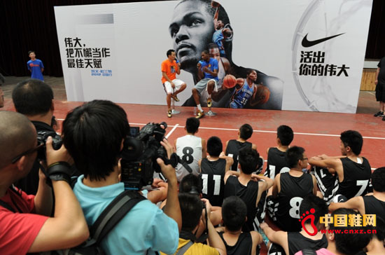 杜蘭特助力耐克