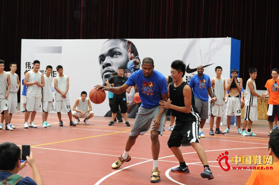 杜蘭特助力耐克