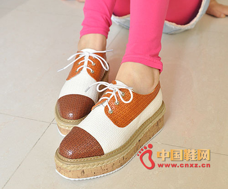 厚底拼色系帶方頭單鞋