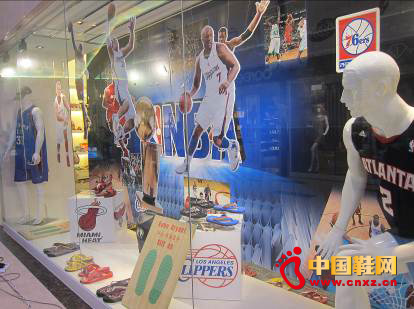 寶峰時(shí)尚三大授權(quán)品牌新款揭開神秘面紗