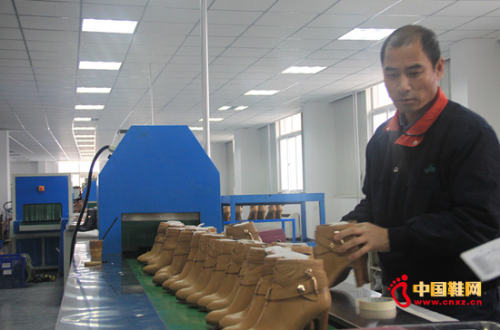 亨達股份新建技術中心投入使用